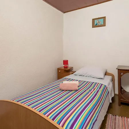 2 Bedroom Cozy Home In Susak Casa vacanze