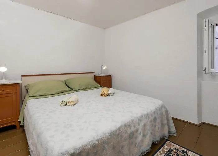 度假居 2 Bedroom Stunning In *