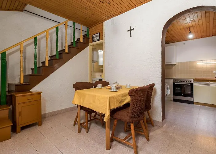 2 Bedroom Stunning In 度假居 苏萨克