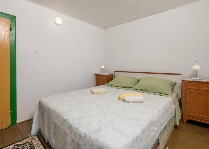 度假居 2 Bedroom Stunning In *