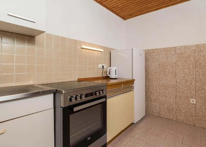 2 Bedroom Stunning In
